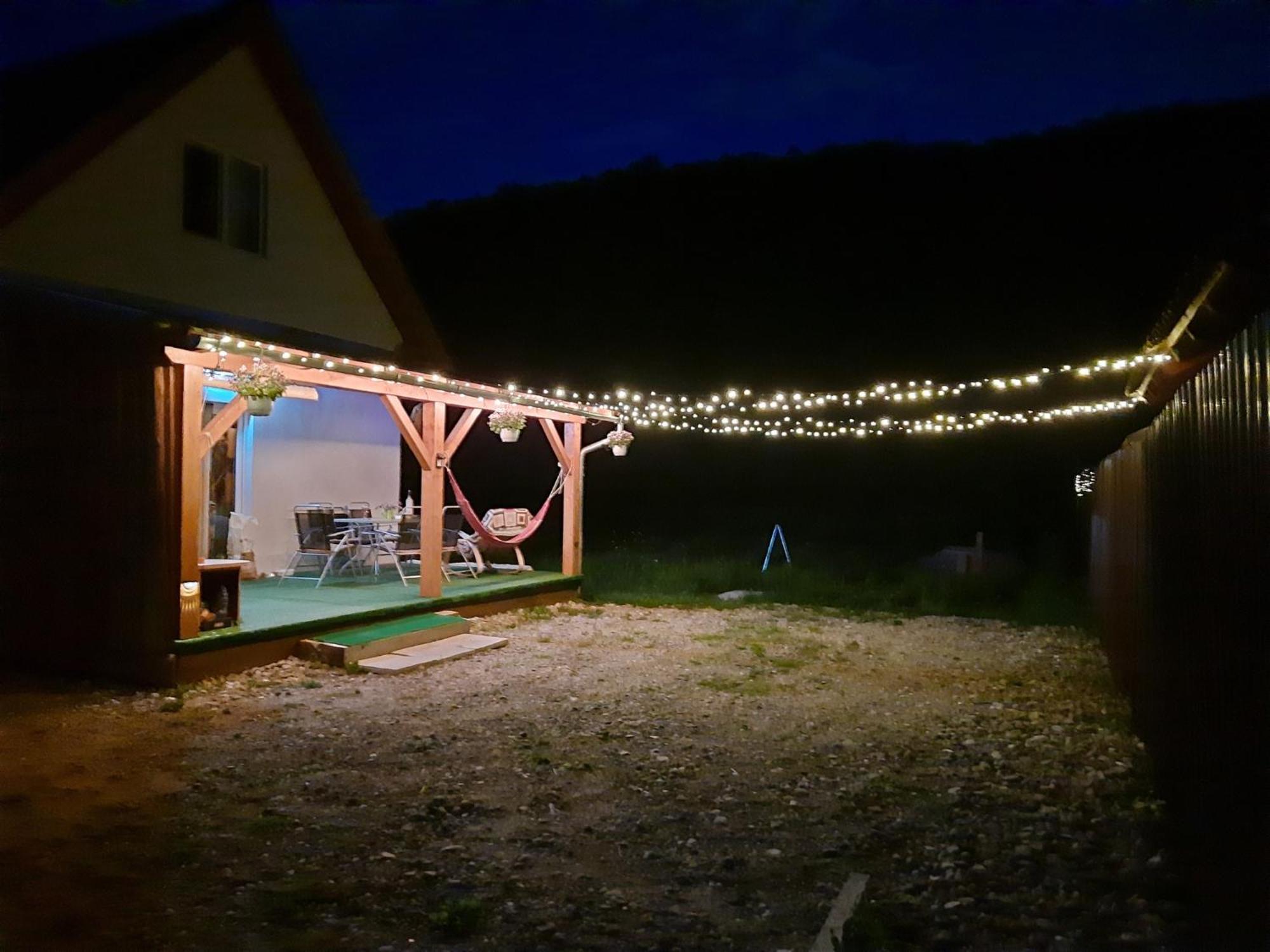 Mountain Cozy Home Sub Cetate Exteriér fotografie